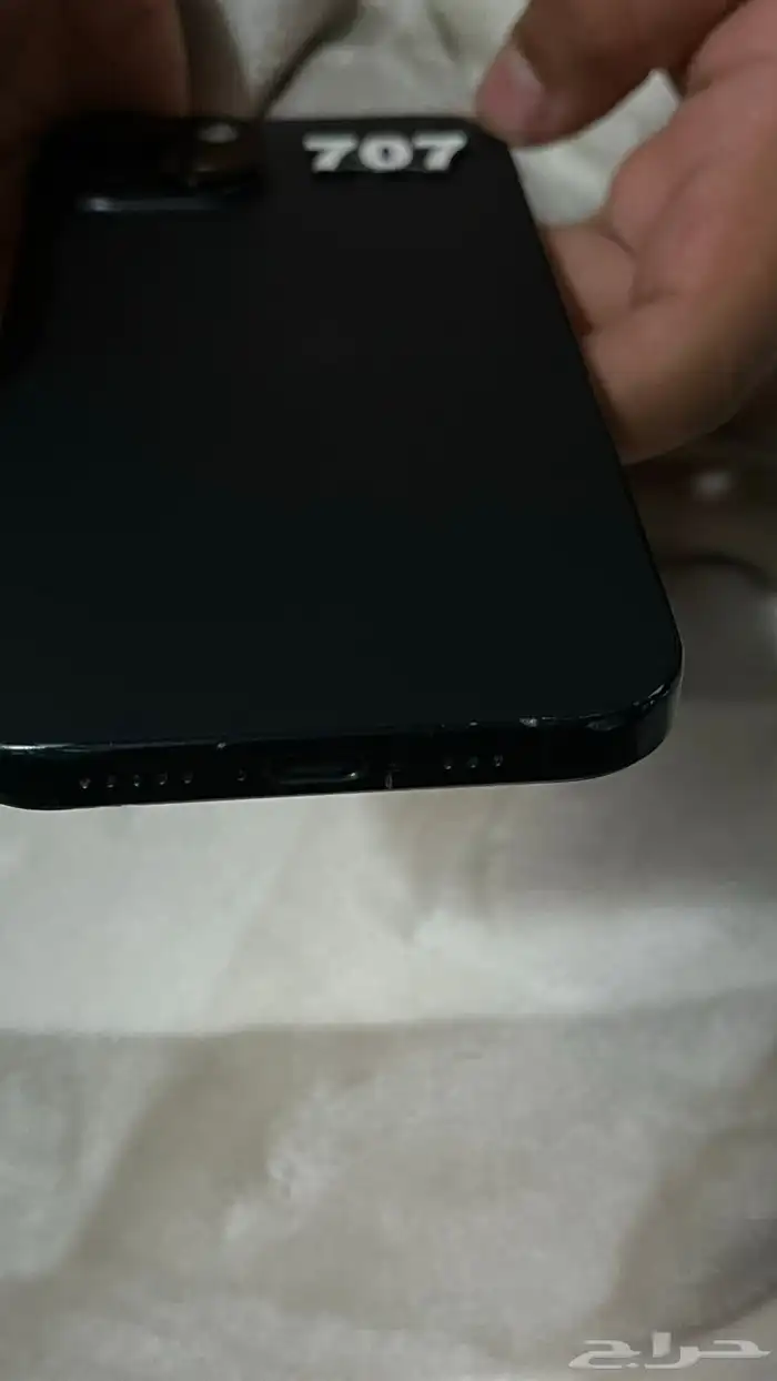 ايفون 15 العادي لون اسود 2