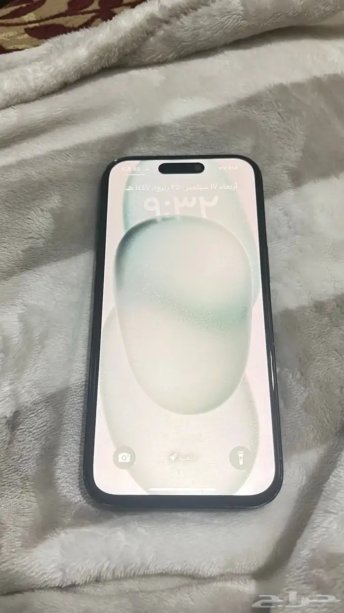 ايفون 15 العادي لون اسود 1