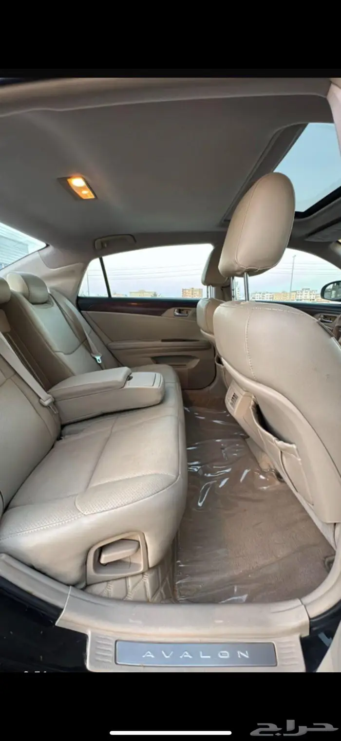 تيوتا افالون 2011 0
