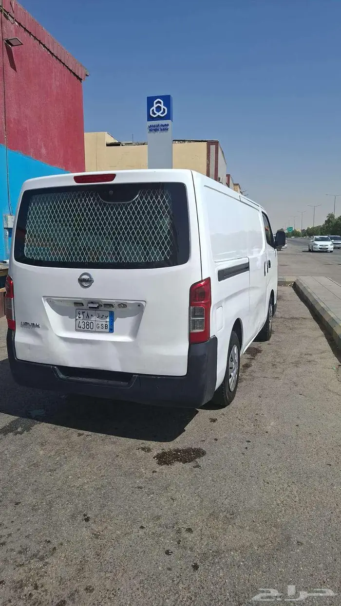 باص نيسان اورفان 2022 ديزل 1