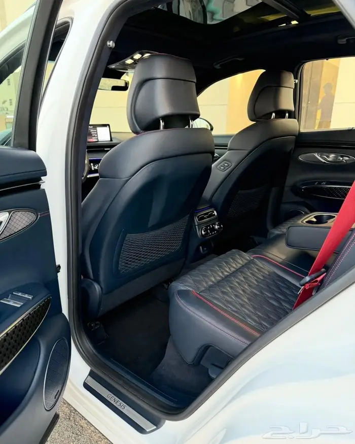 GV70 ( سبورت رويال ) أعلى فئة 25