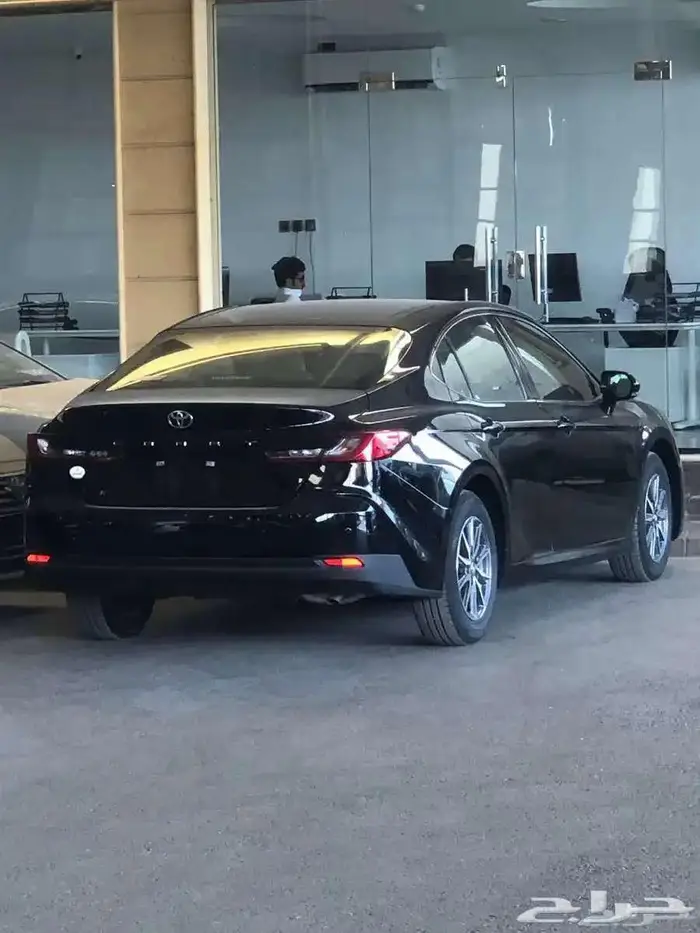 كامري E ستاندر بنزين سعودي 2025 2