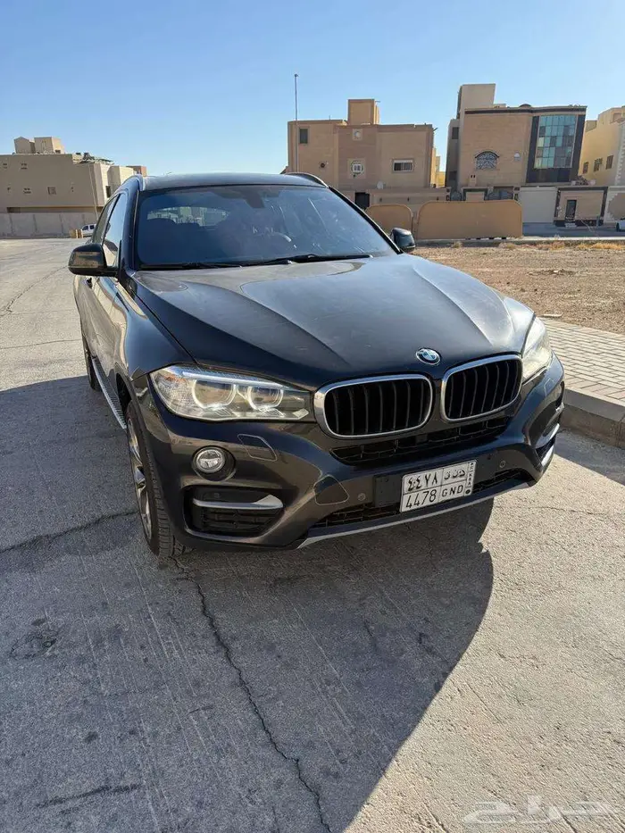 للبيع بي ام دبليو اكس 6 موديل 2015 ماكينة 6 سلندر 1