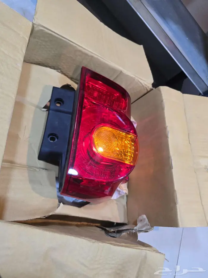 اصطب خلفي لاندكروزر 2014 0