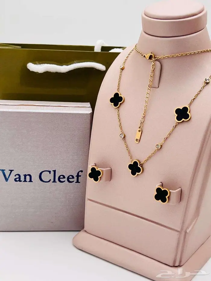 اكسسوارات نسائيه ماركات عالمية هدايا مميزه فاخره 33