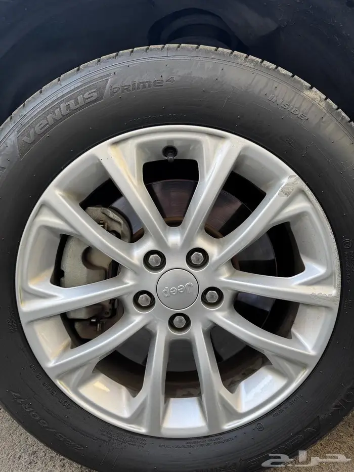 جيب شيروكي 6 سلندر 2020 للبيع 12