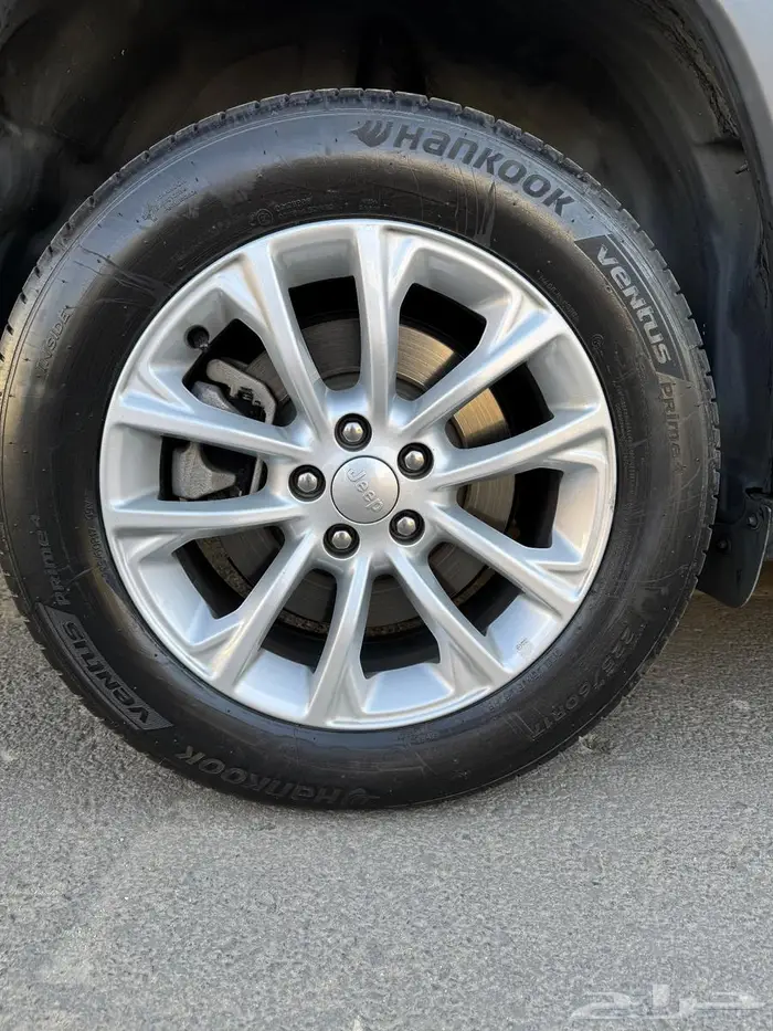 جيب شيروكي 6 سلندر 2020 للبيع 21