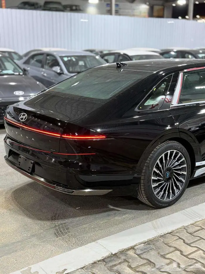 ازيرا كاليجرافي 2026 لون اسود فل كامل سعودي 6