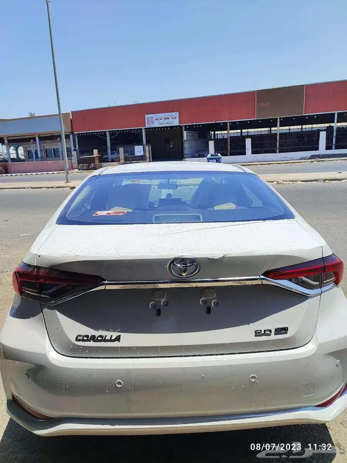 كورولا 2025 استندر 2.0 ابيض 79.000 شامل 3