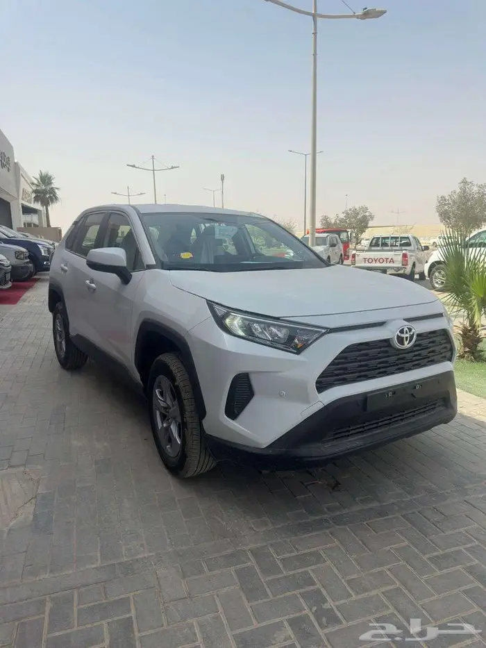 تويوتا راف فور 2025 دبل لدى الخضر للسيارات 2
