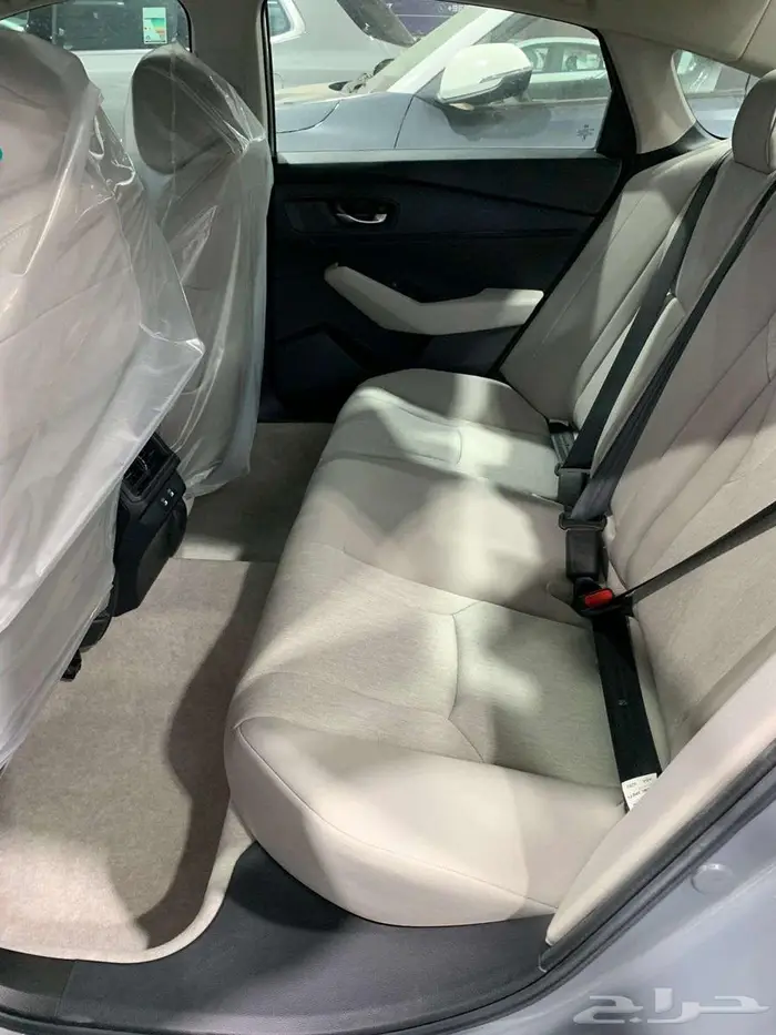 هوندا اكورد 2025 LX بعروض مميزه لعملاء البنوك 10