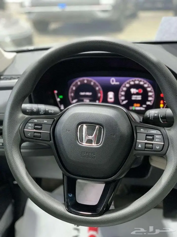 هوندا اكورد 2025 LX بعروض مميزه لعملاء البنوك 13