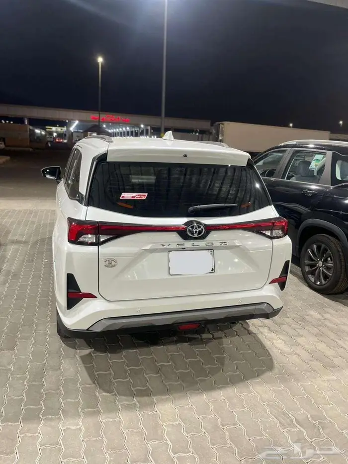 تويوتا فيلوز موديل 2024 ممشي 37.000 3