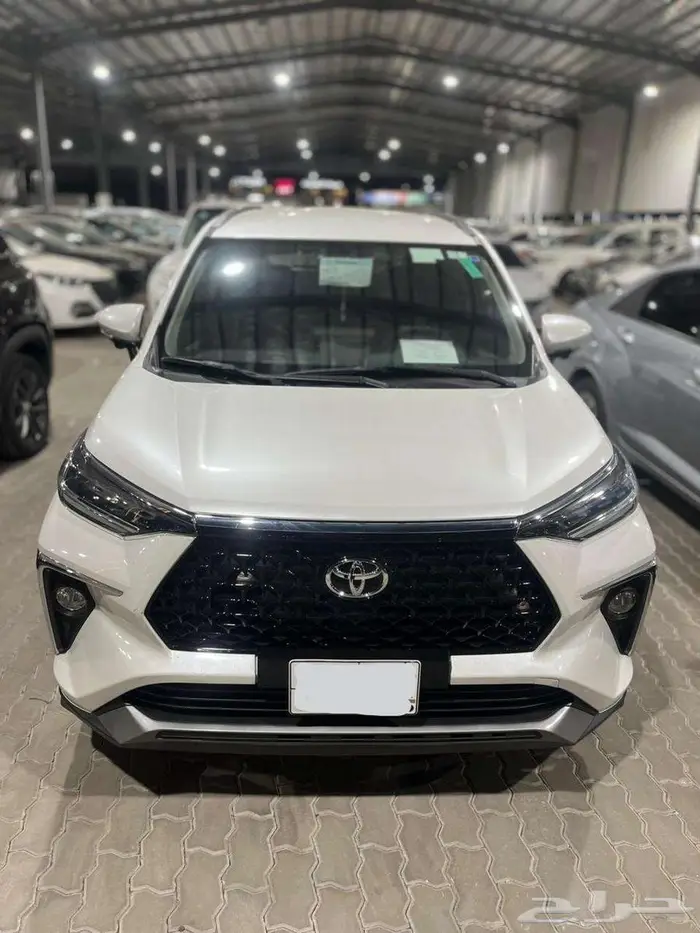 تويوتا فيلوز موديل 2024 ممشي 37.000 1