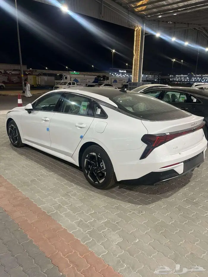 كيا k5 موديل 2026 نص فل وارد الاهليه 9