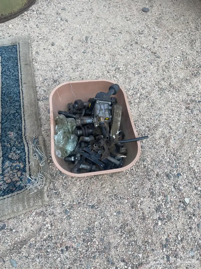 طرمبة قلاب وعدد اربع رحى راس 6