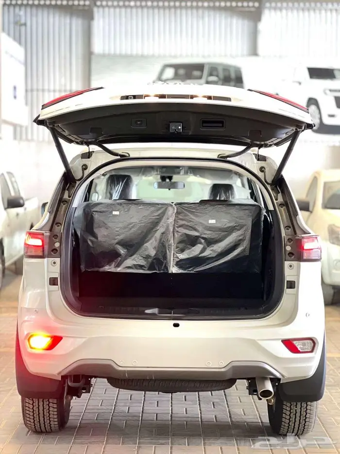 ايسوزو MUX و 2025 2024 ام يو اكس 6