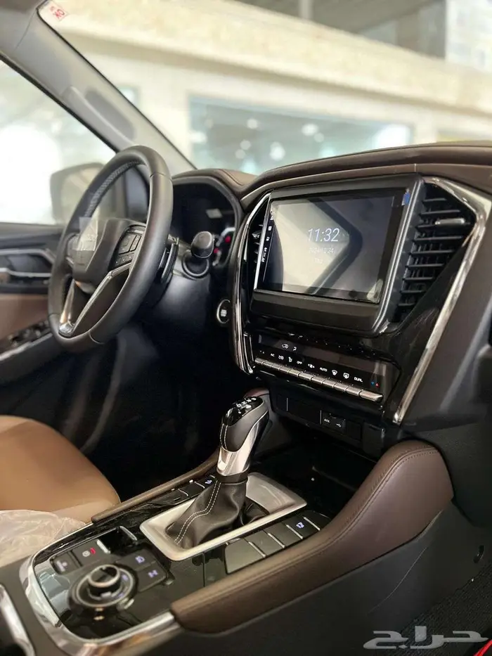 ايسوزو MUX و 2025 2024 ام يو اكس 7