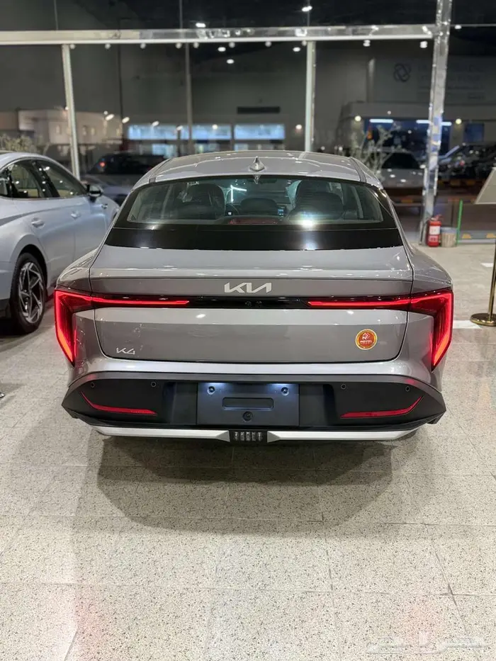 كيا k4 ماكينة2000 فتحة بانوراما موديل 2026 6