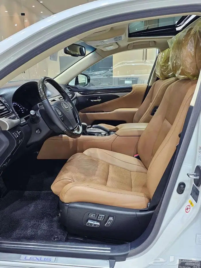 لكزس LS460 موديل 2016 ( فل كامل أعلى فئه شبه الجديد ) 12