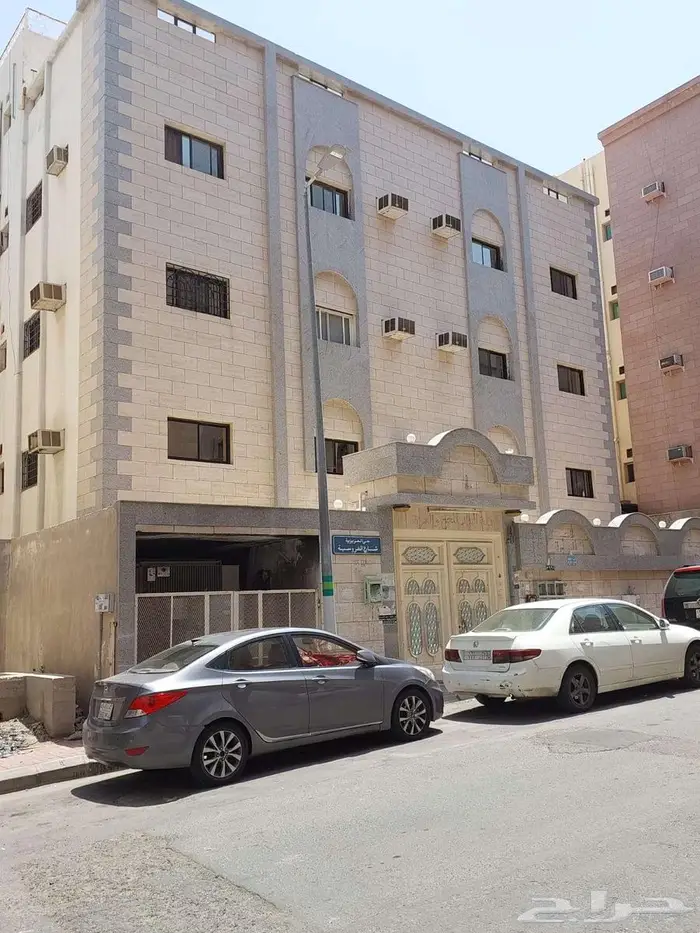 شقق لايجار السنوي بشارع عبدالله الخياط العزيزية 0