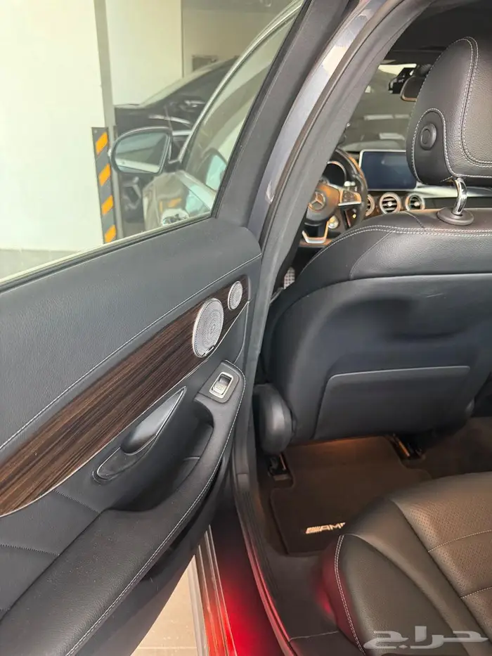 مرسيدس C300 4MATIC 18