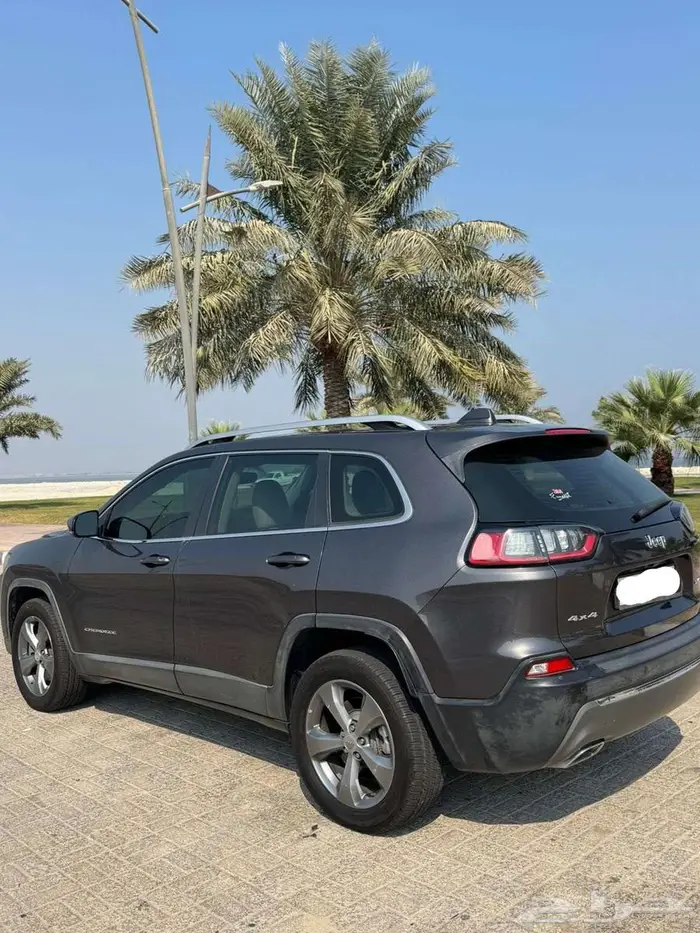 جيب - شيروكي 7