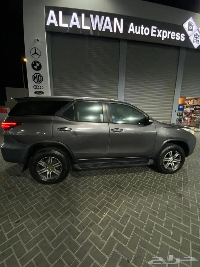 تويوتا فورتشنر 2017 14