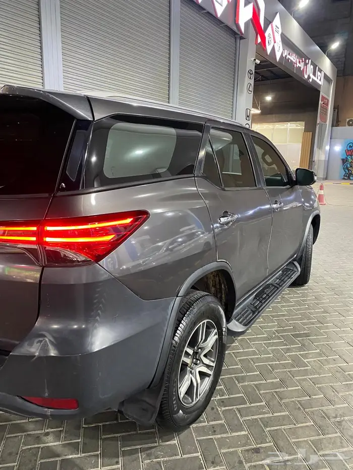 تويوتا فورتشنر 2017 11