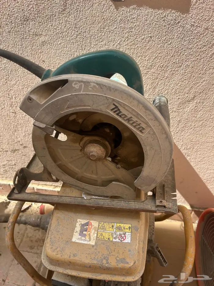 منشار كهربا مكيتا 0