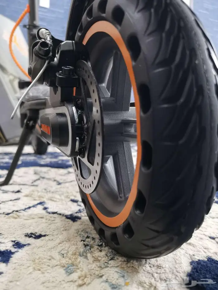 سكوتر جديد بمحرك350واط قابل لاعادة شحن مسافة45ك 5