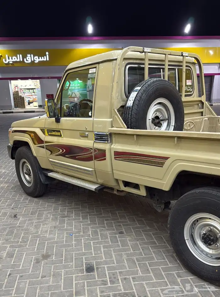 للبيع جيب شاص 2015 2