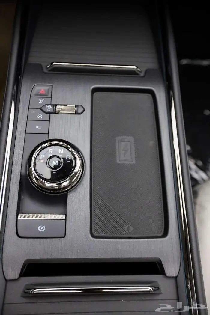 فورد تورس 2025 تيتانيوم لون اسود - الجزيرة 141540 8