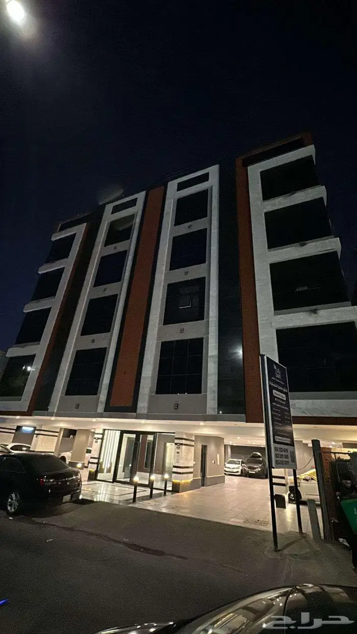 شقة فاخرة 5 غرف للإيجار في قلب الصفا بجدة 0