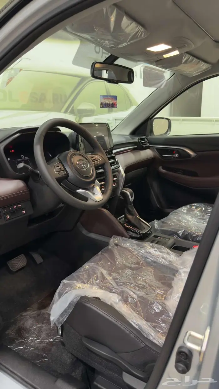 تويوتا اوربان كروزر 2026 14