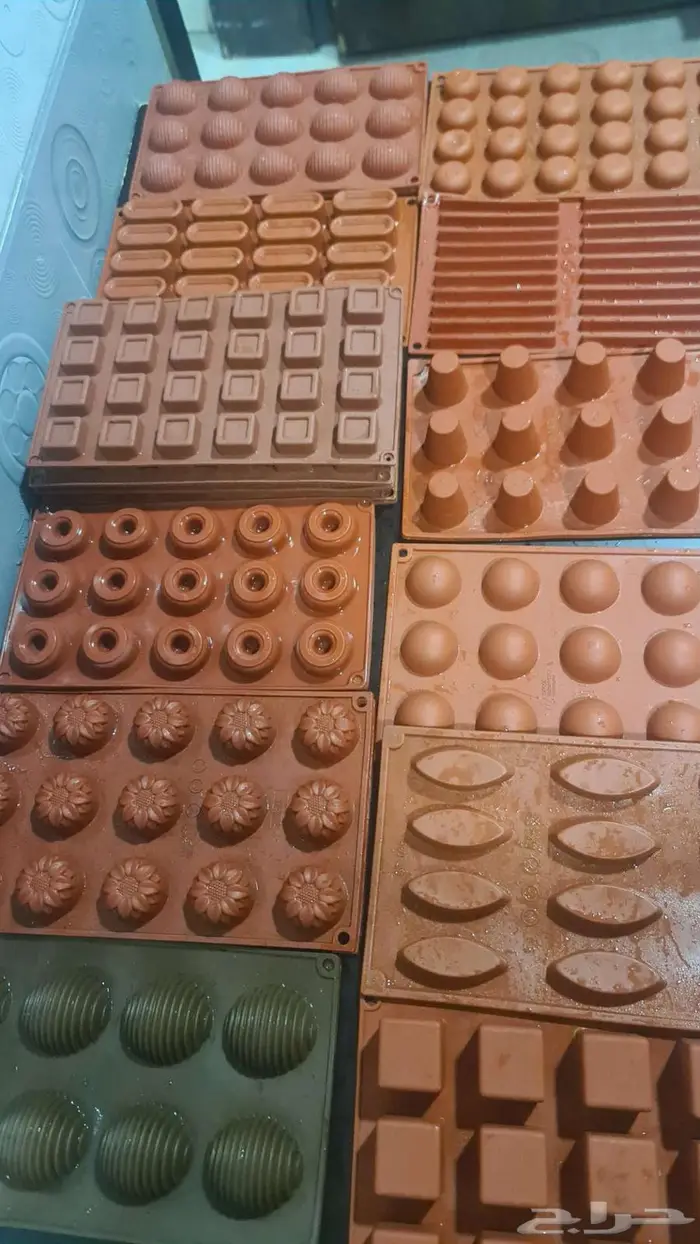 سلكونات فرن لاعداد الحلويات 1