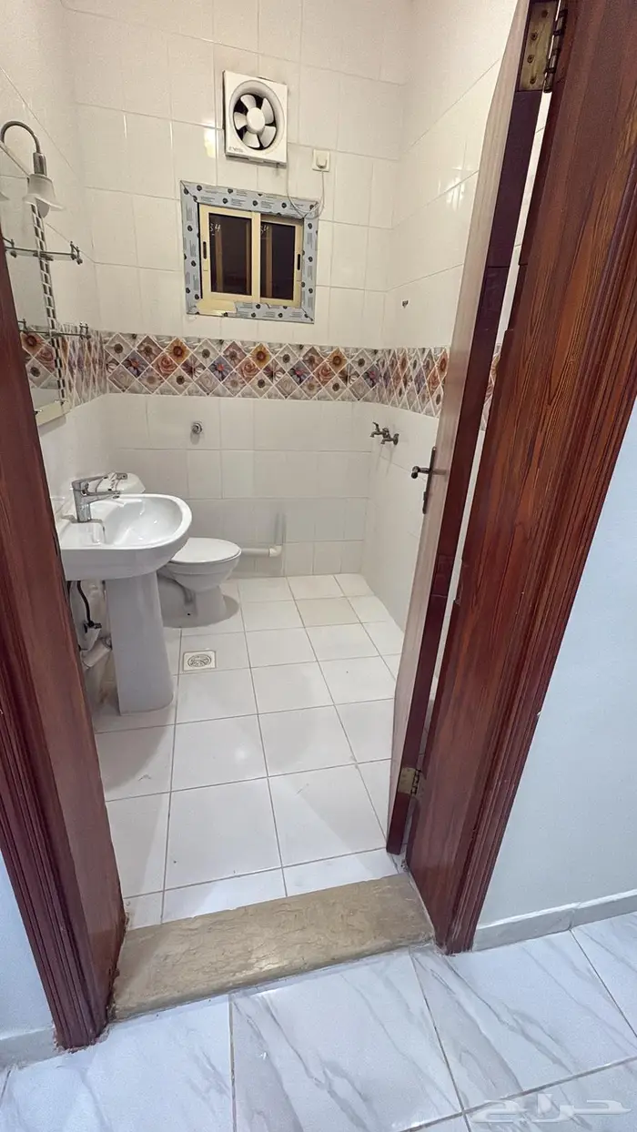 شقتين بعمارة واحد للإيجار الصالحية جدة 13