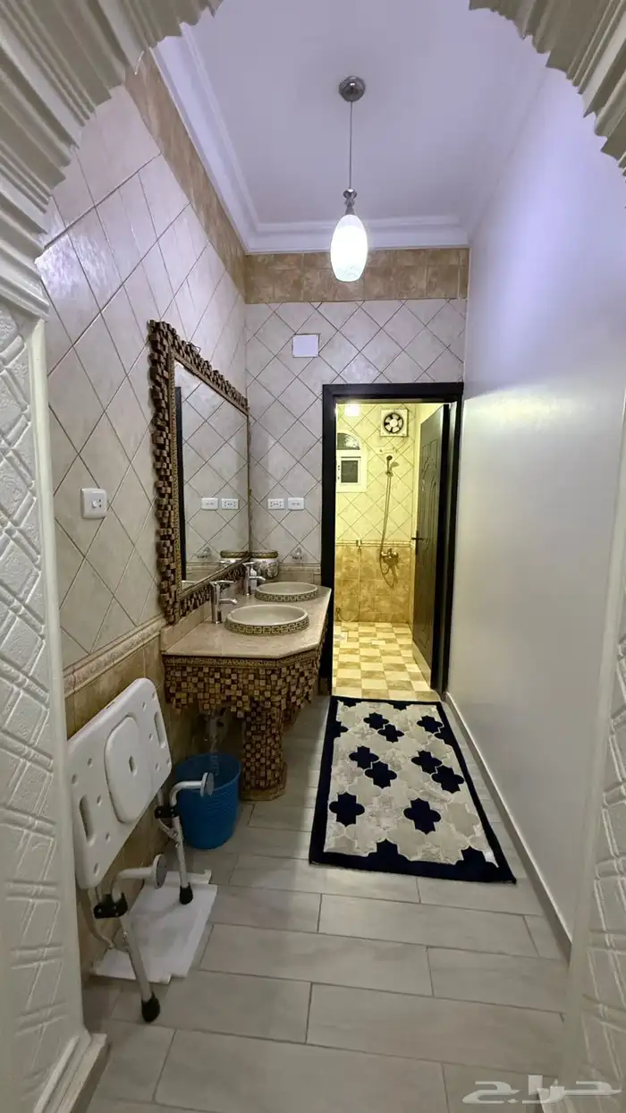 شقة فاخرة مؤثثه بالكامل للإيجار بالطايف 6