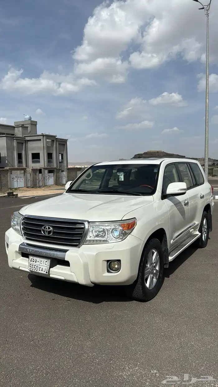 لاندكروزر 2013 - GXR - 8V 10