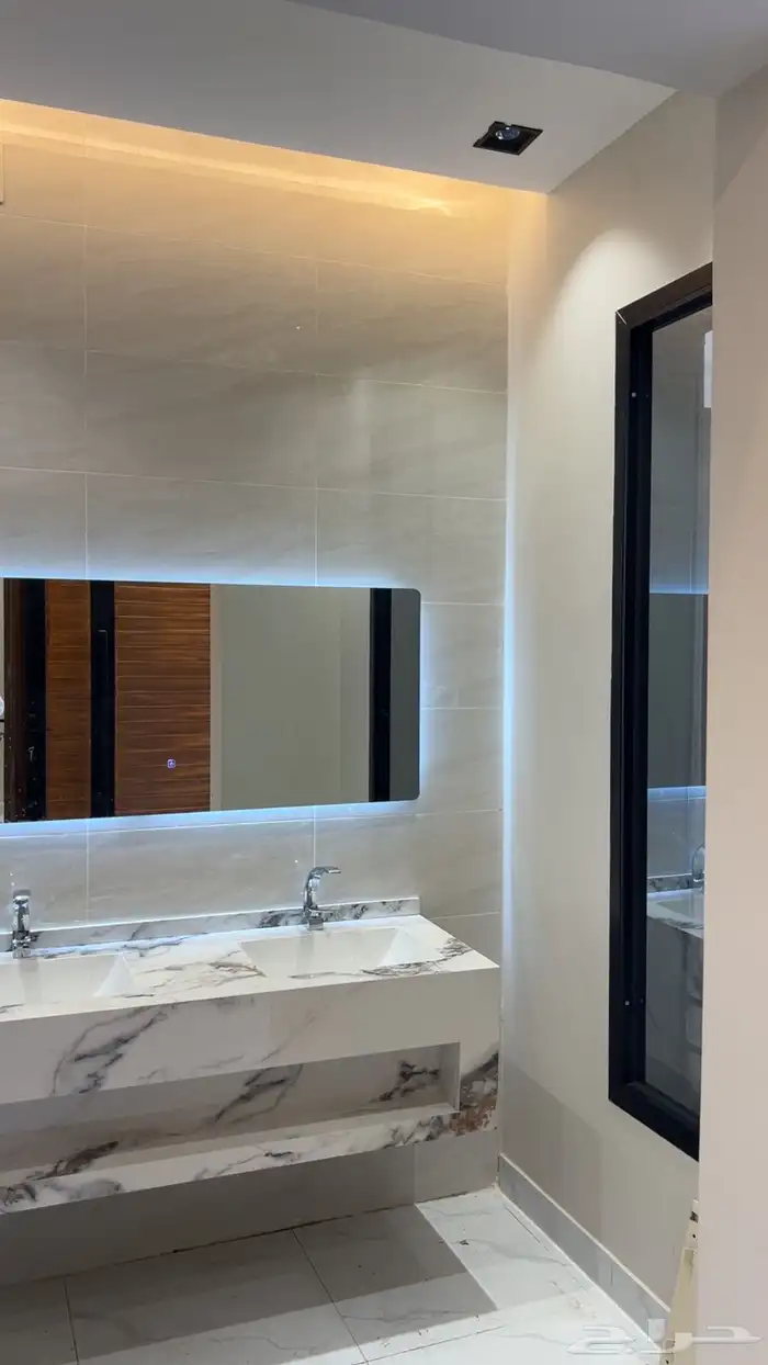 فلة فاخرة للبيع 8