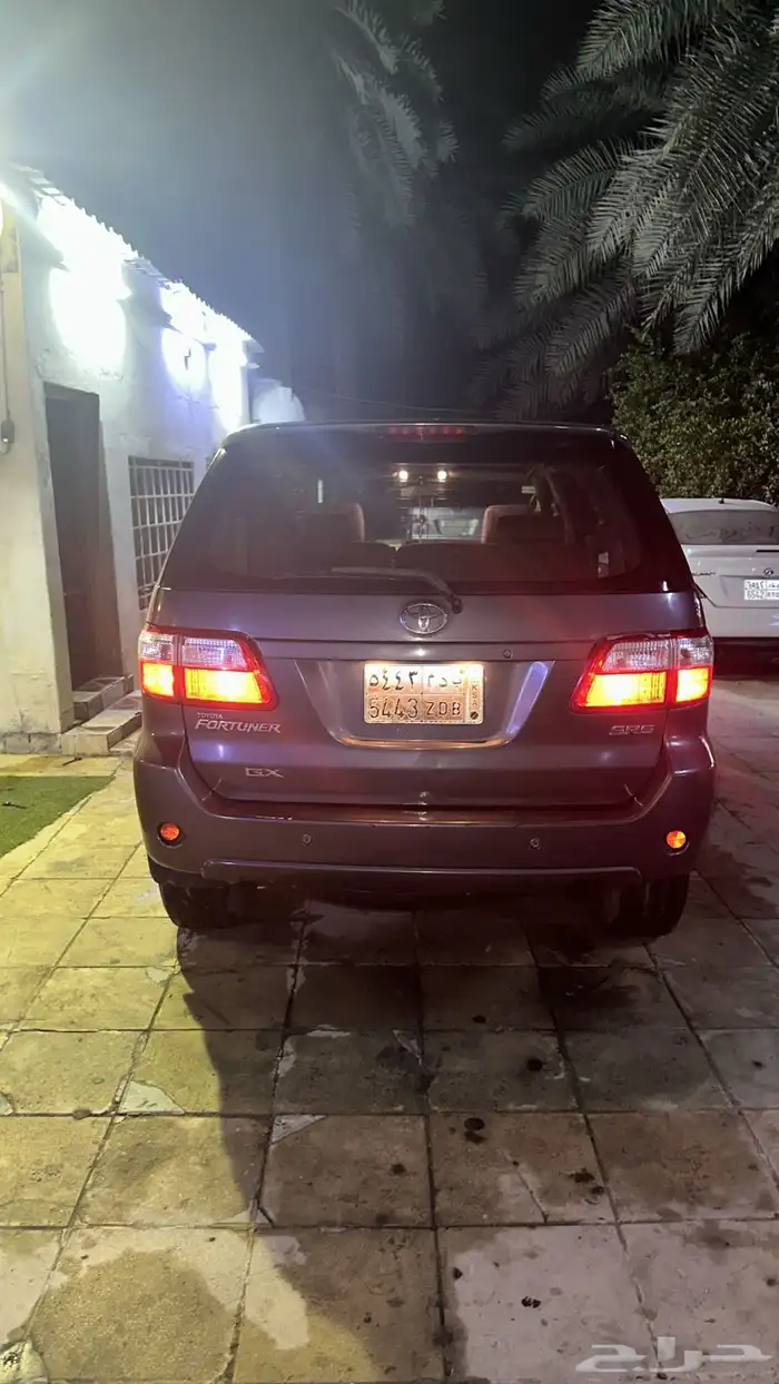 للبيع   فورتشنر موديل2010 3