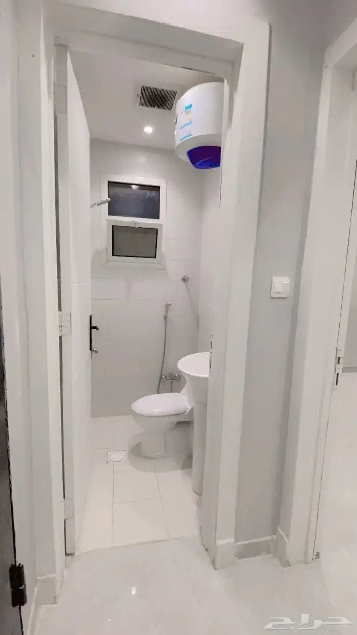 شقة جديدة للايجار حي العوالي 25 الف 4