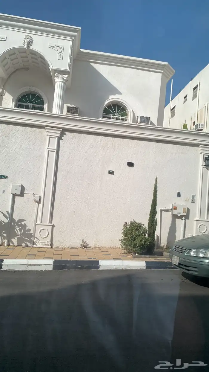 شقة فاخرة مؤثثه بالكامل للإيجار بالطايف 5