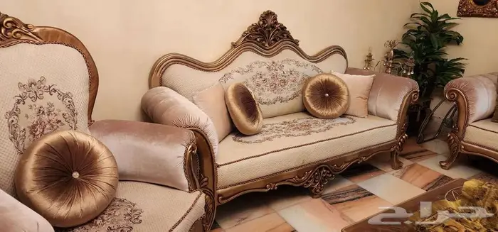 كنب صالون فاخر شبة جديد للبيع 0