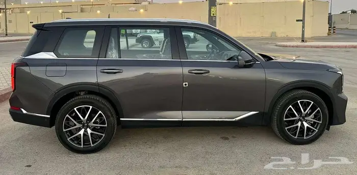 للبيع GAC GS8 4WD السياره مخزنه 3