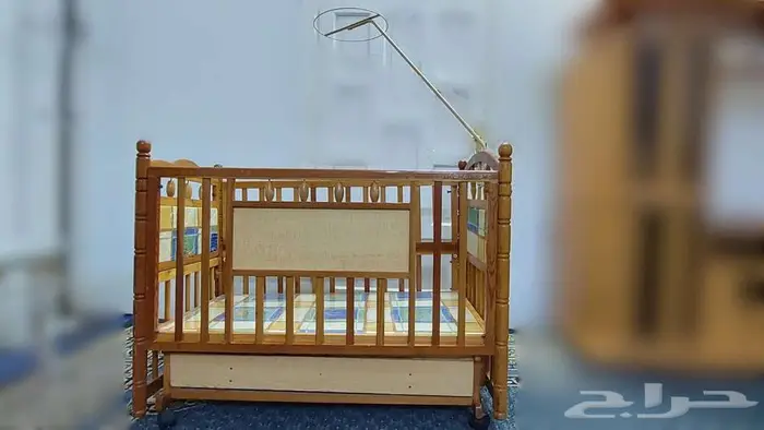 سرير أطفال ( مهد للاطفال ) من خشب تحريك يدوي 0