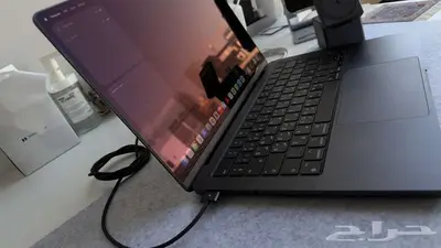 ماك بوك برو شريحة M4 index