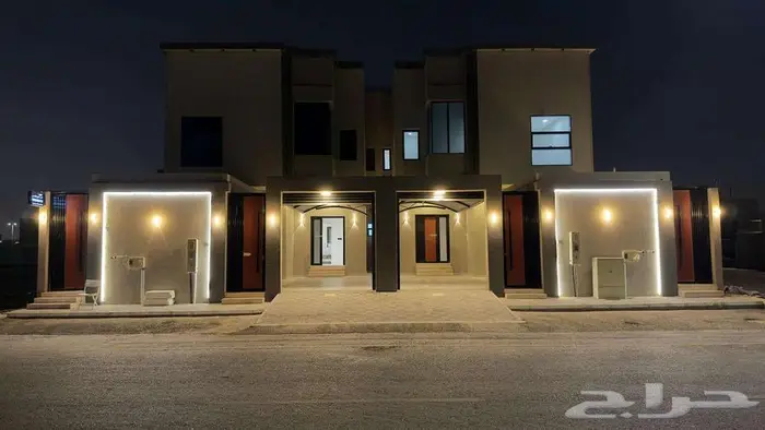 للبيع فيلا 290 متر دورين وملحق بالشعله مرتبه 0