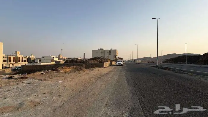 أرض للبيع في حي العوالى 4