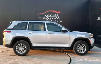 جيب جراند شيروكي لاريدو 2025 لدى شركة عبدالمجيد الخضر index